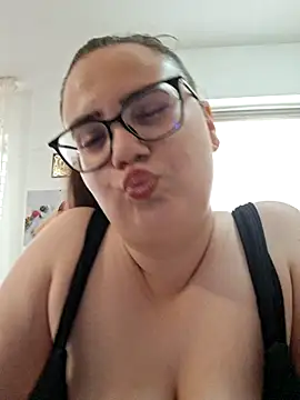 Chatroom XXX en direct de amiravyxen