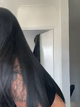 Destinylovex Adlı Modelin Canlı XXX Sohbeti