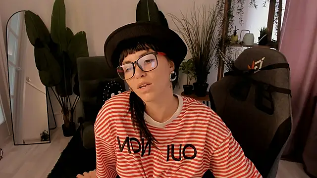 NeoGeisha live XXX chat