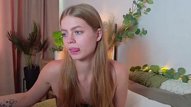 Chat +18 de EmillyStarr ao vivo
