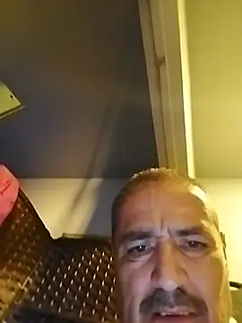 bimexpoexist Adlı Modelin Canlı XXX Sohbeti