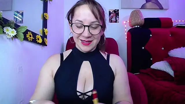 Chat XXX en directo de Sara_smitth