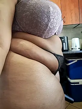thicktash live XXX chat