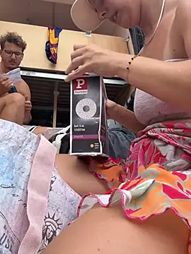 ancouple90s Webcam show
