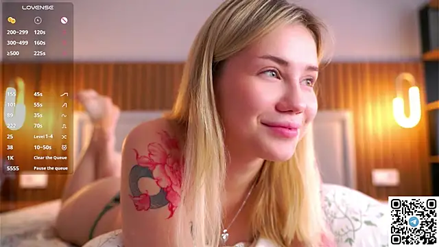AlmedaRenova live XXX chat