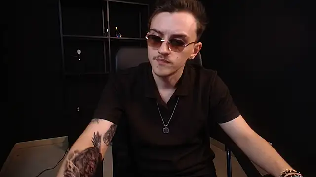 FelixStarkk Live XXX Chat
