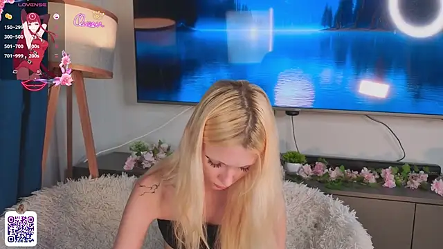 JuanaSumma's Live XXX Chat