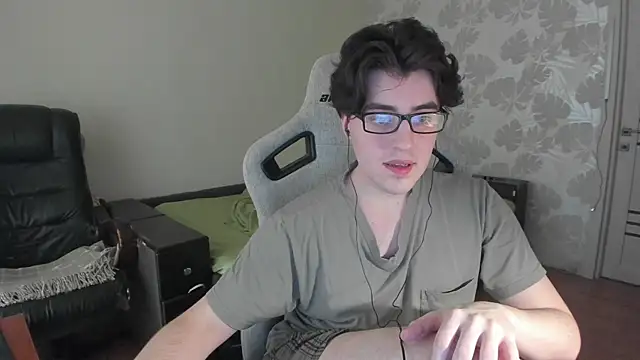 Knuckles17 – Live XXX-chat