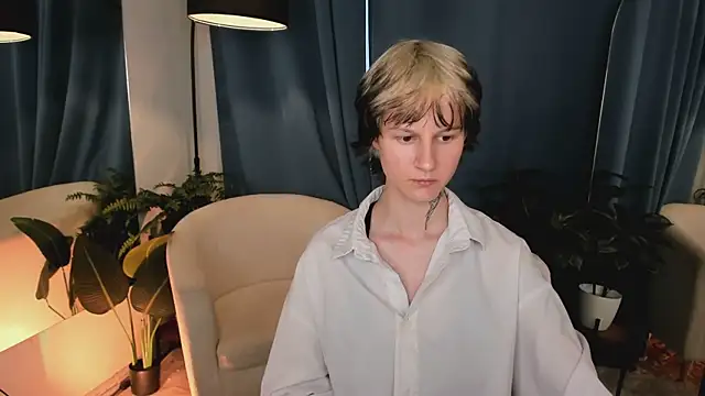 Senpai_Sins' Live XXX Chat