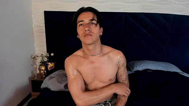 Chat XXX en directo de Andy_Joy_