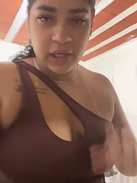 Chat +18 de euseila98 ao vivo