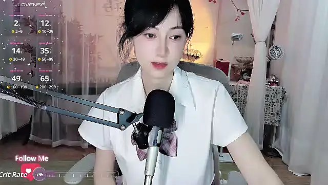Chat +18 de noomi-1111 ao vivo