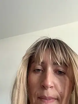 دردشة Milana_aa الجنسية المباشرة
