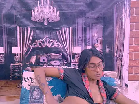 IndianRebel4u2Luv's Live XXX Chat
