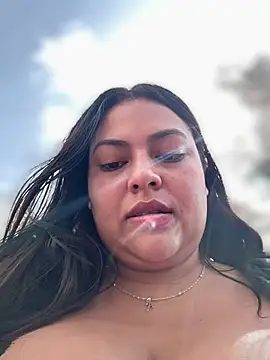 velen_09n Live XXX chat
