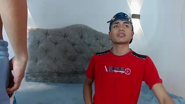 Chat XXX ao vivo de Temptionkingscs