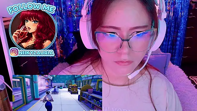 Czat XXX na żywo – _niiky