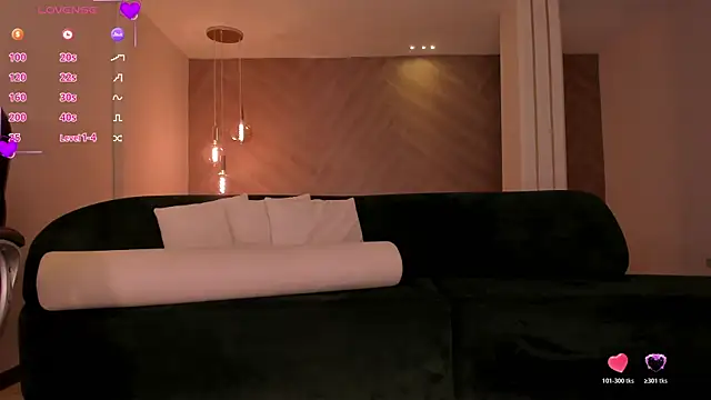 MaryLewis_ Adlı Modelin Canlı XXX Sohbeti