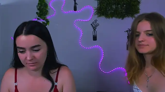 Živý XXX chat monica_xcx
