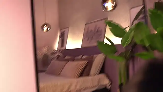 IzzyWild 现场XXX聊天