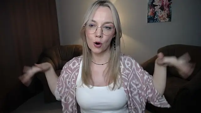 Živý XXX chat Ava_Elior