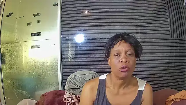 JoycyQueen Live XXX-Chat