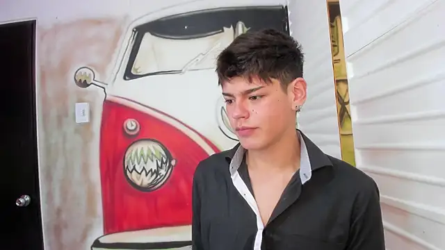 Keff-andrew34 Chat XXX in diretta