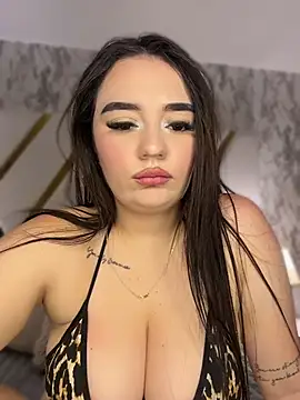 ValeriaCarter's Live XXX Chat