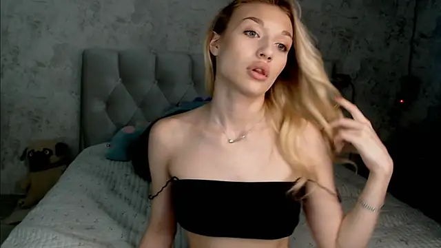 Chat +18 de Ella_Milla ao vivo