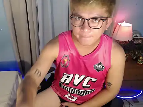 Fuckboii_intown – webcam-show