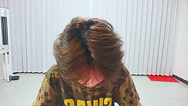 Chili-001 Live XXX-Chat