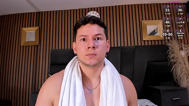XXX chat uživo modela Izui_Pierce
