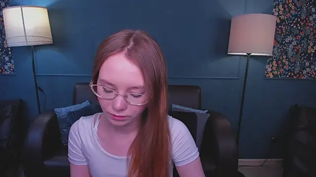 FloraLarsson – Naživo XXX chat