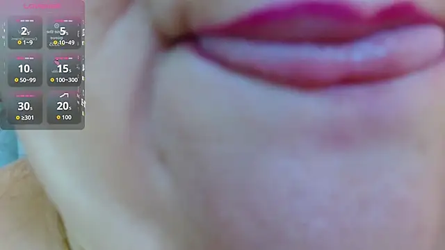 Chat +18 de Kerly_Doll ao vivo