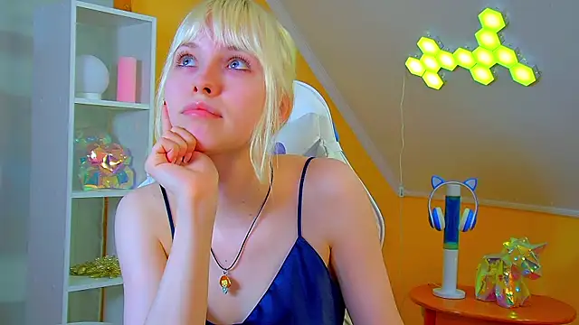 HannahHollis Adlı Modelin Canlı XXX Sohbeti