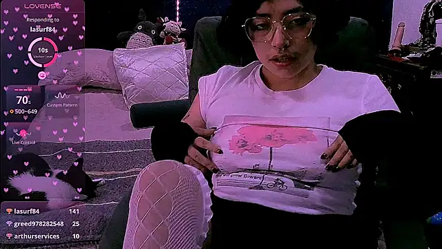 NinaYellow Live XXX Chat