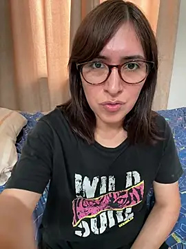 Eide-26's Live XXX Chat