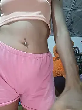 Chat XXX en directo de emali_baba