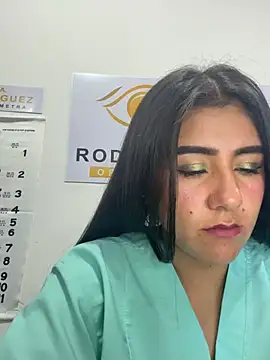 Chat XXX ao vivo de CAROLINE__07