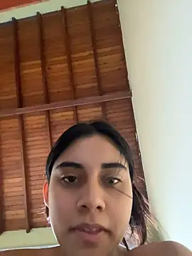 Chat +18 de mia_moonna ao vivo