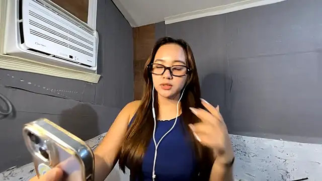 LelaHyske's Live XXX Chat