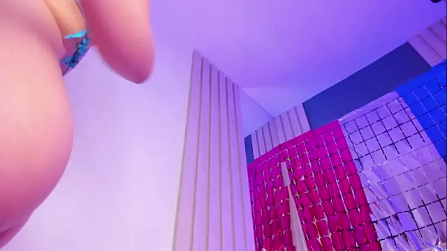 Živý XXX chat SofiCandy_