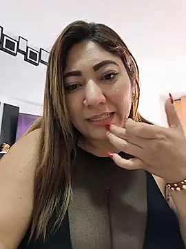 kendra_fire: απευθείας συνομιλία ΧΧΧ