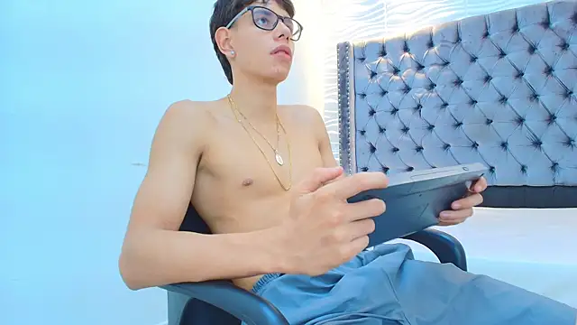 Lenny_knox2: онлайн-секс-чат