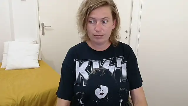 cumfunn Live XXX chat