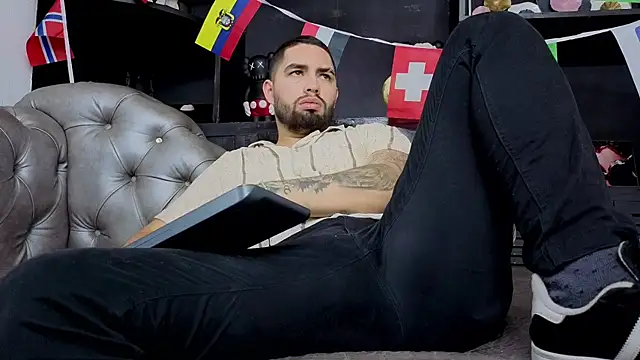 matteosantos' Webcam Show