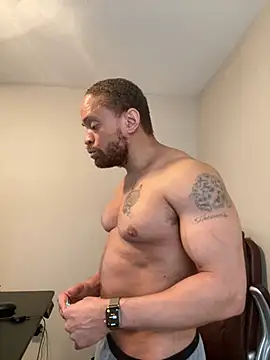 Fathero1time's Live XXX Chat