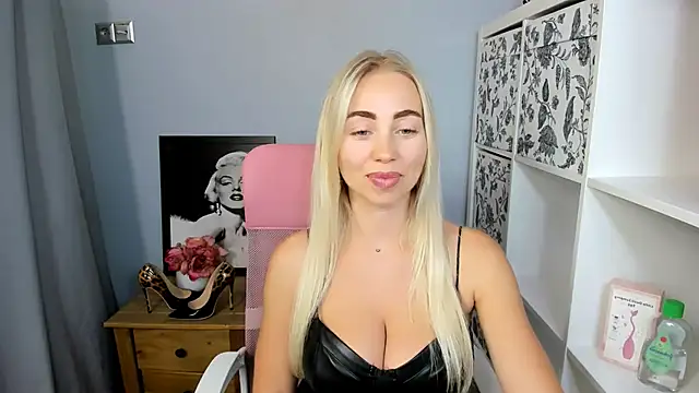 MargaritaRose XXX чат на живо
