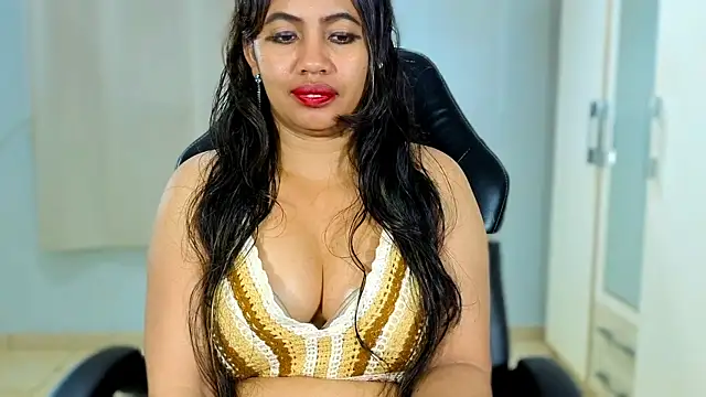 FannyXhot XXX чат на живо
