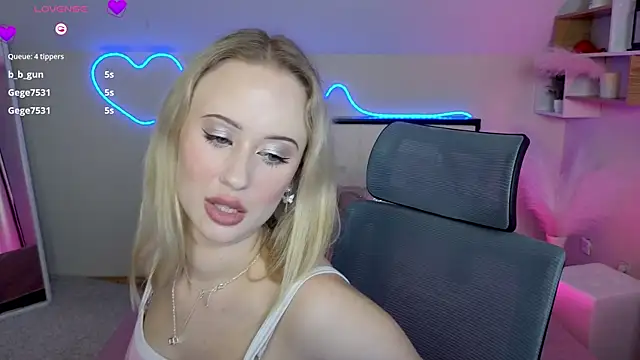 SashaBrooks Live XXX-chat